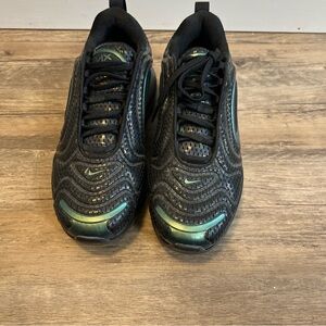 Shoes Nike Air Max 720